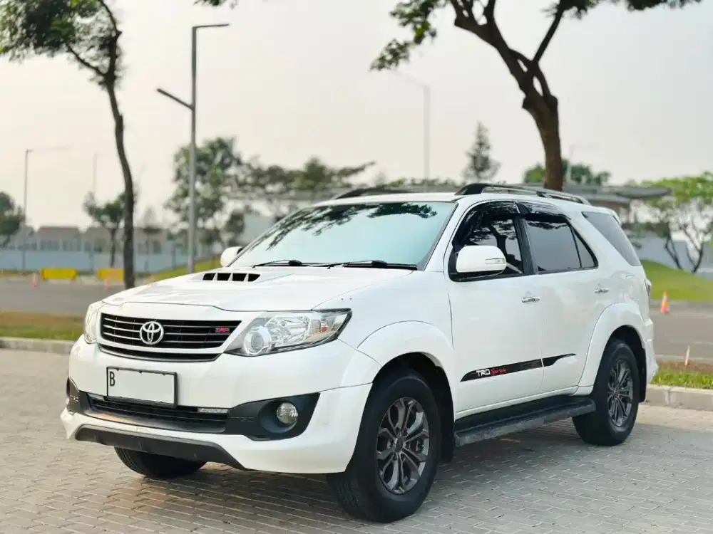 Toyota Fortuner VNT TRD AT 2014 Good Condition