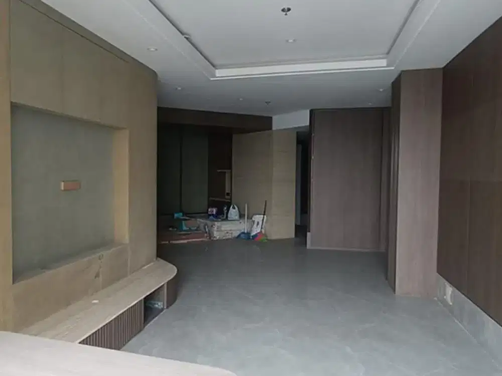 Dijual 3.3 milyar, Taman Anggrek Condominium 3 Bedroom 146m2, Middle Floor, West Jakarta