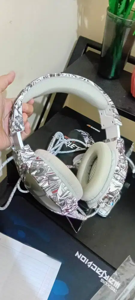Headfree gaming
