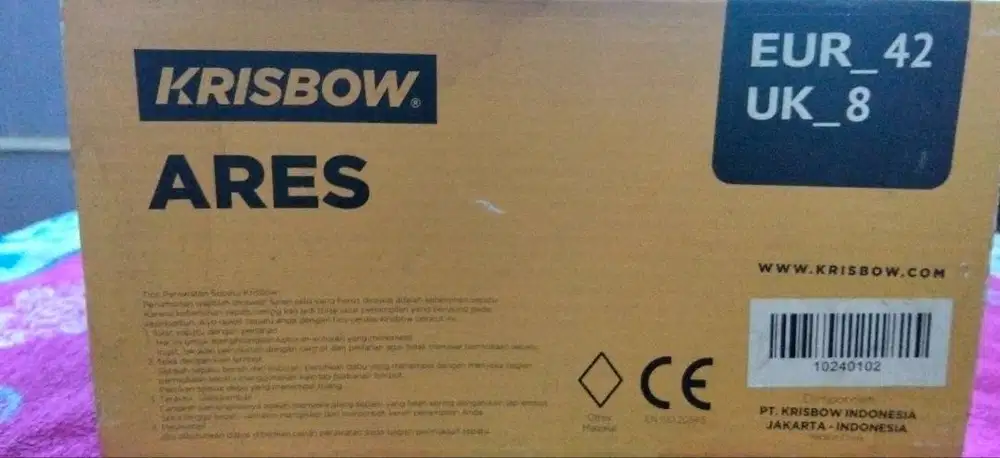 Sepatu safety merk krisbow ori,pemakain 2 bulan.