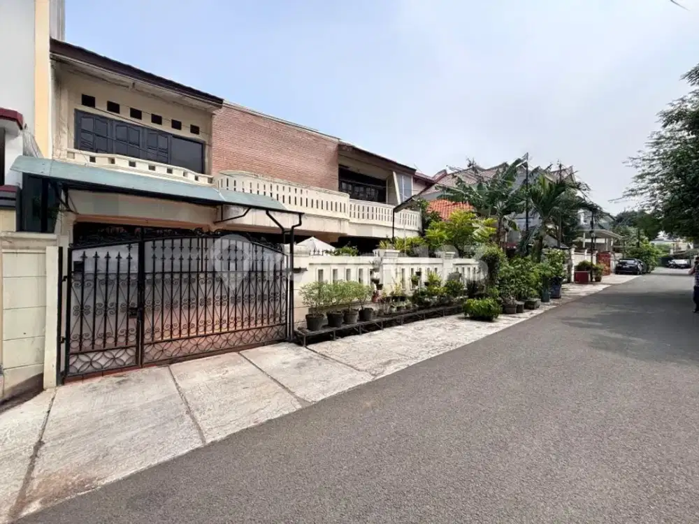 Best Location Tebet Barat! Akses 3 Mobil, Dekat Eco Park