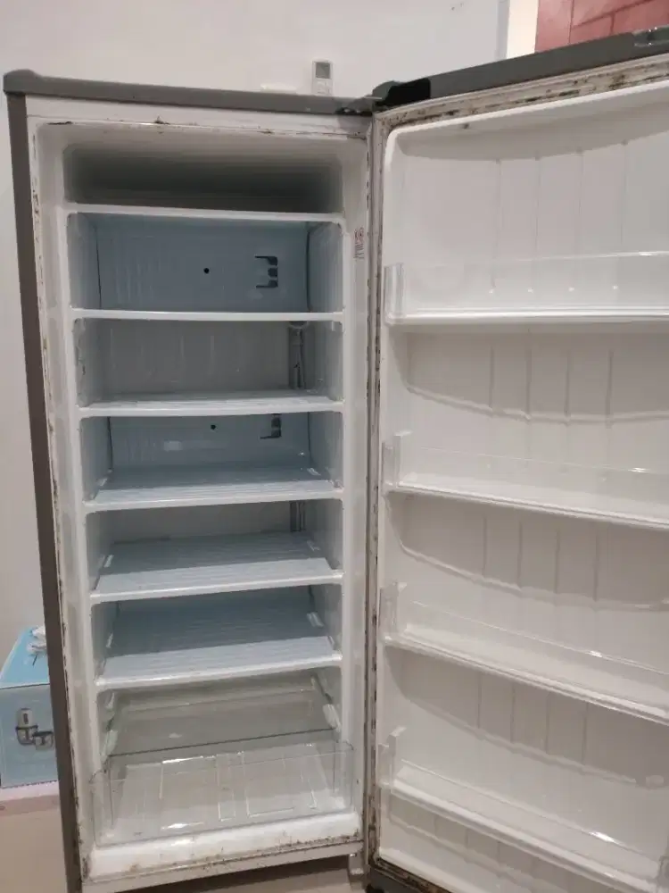 Freezer ASI LG preloved 8 tingkat second murah