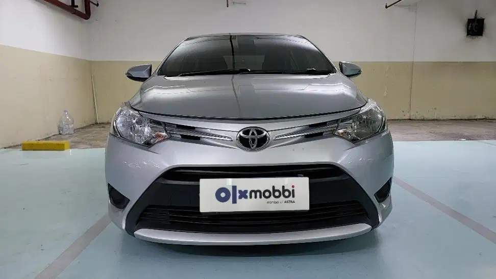 LOW DP Toyota Vios 1.5 G Bensin-AT 2017 BAG