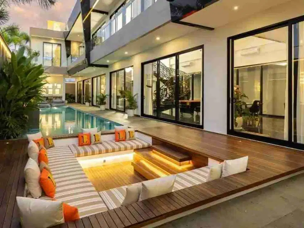 DI JUAL VILA MEWAH MODERN DI KAWASAN PENGUBENGAN KAUH KEROBOKAN KELOD