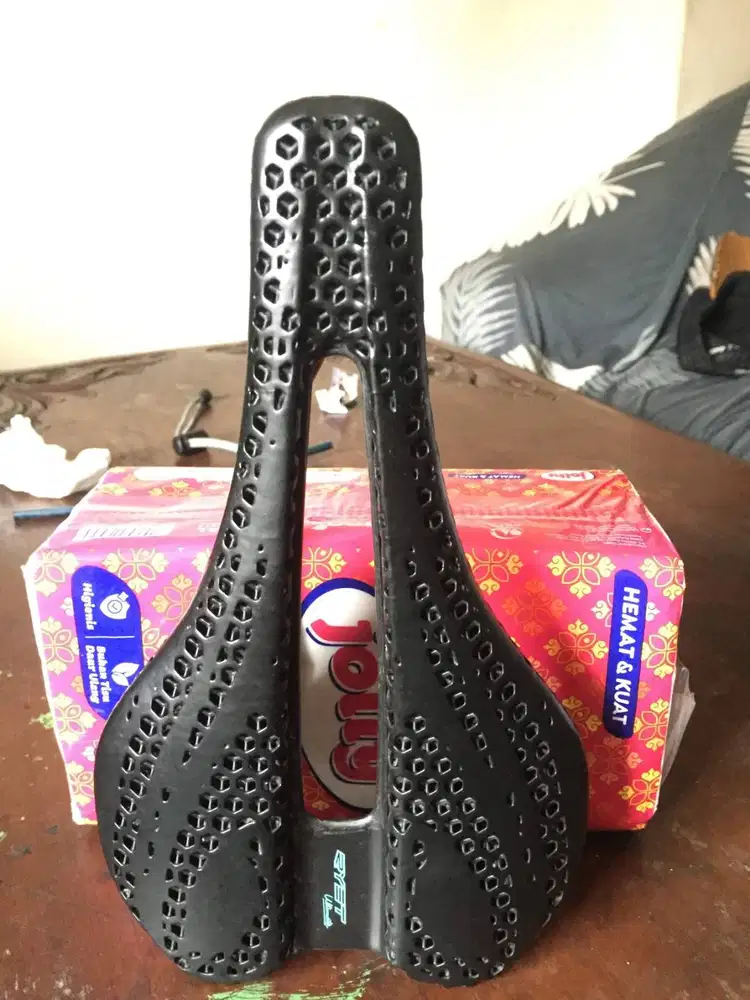 Sadel Sepeda Karbon Ryet 3D Print