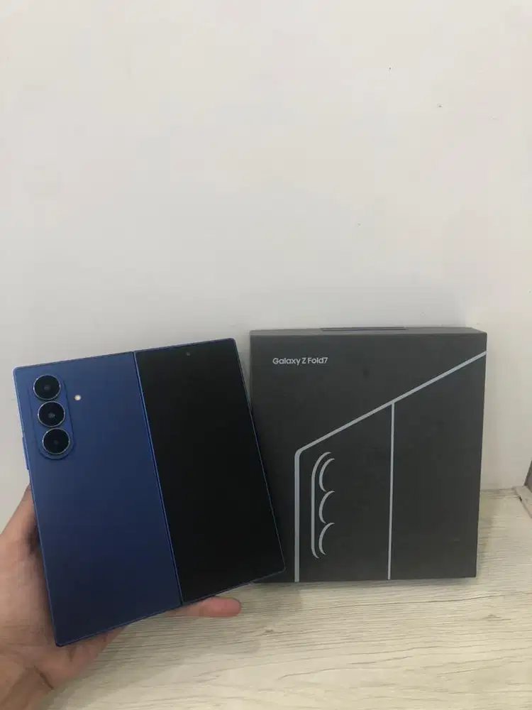 Samsung Z fold 7 5g 12/256gb