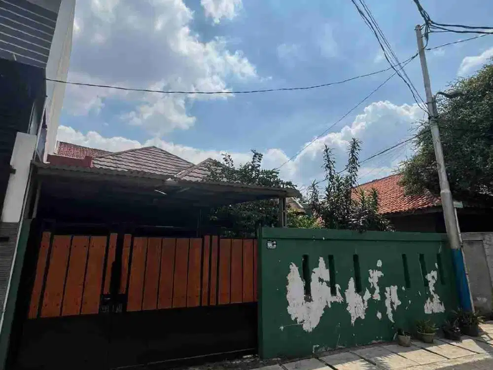 Dijual Cepat Rumah 2lt Strategis di lokasi premium Pejaten Timur Jakarta Selatan