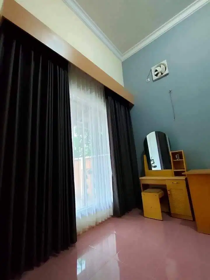 Jasa Pasang Gorden Custom Wallpaper Dinding 3D Gordyn Hordeng Korden