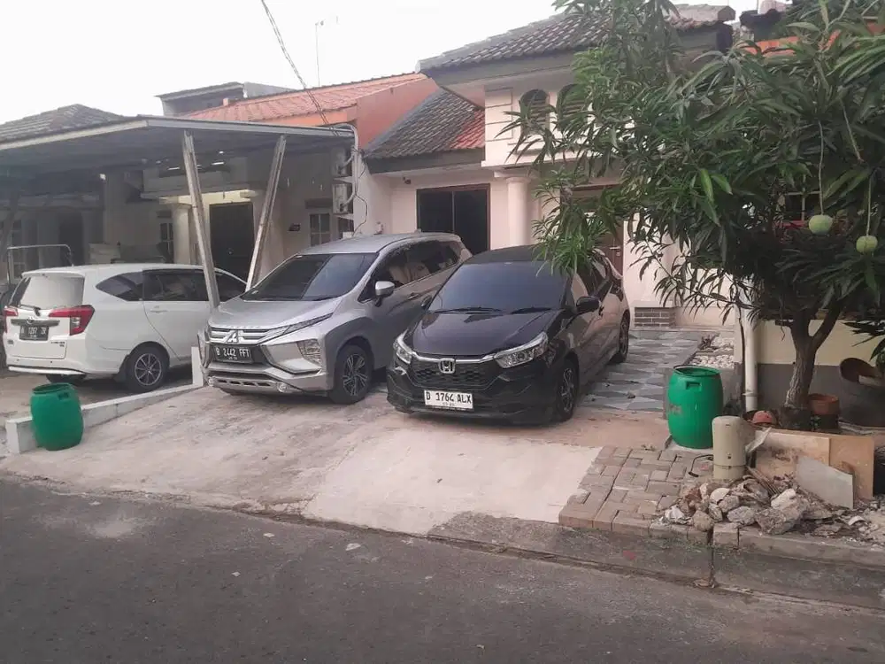 Sewakan Rumah Lembah Hijau Lippo Cikarang  - Jl. Melati 11