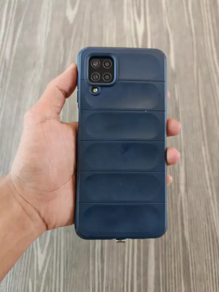 Samsung M12 4/64GB