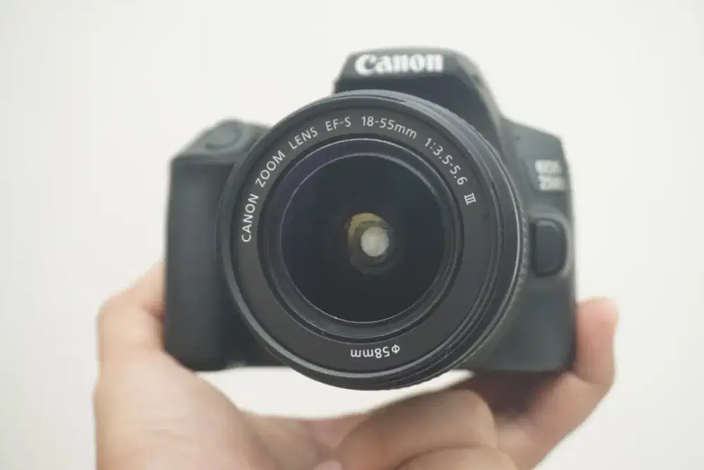 CANON EOS 250D KIT 18-55mm / 200D MARK II 250D 2 Kamera