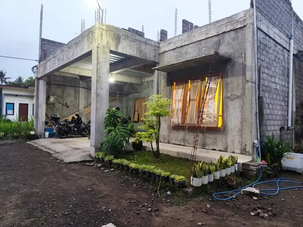 Rumah 3 Lantai Luas Dekat Stadion Maguwoharjo, Siap Huni di Ngemplak Sleman.