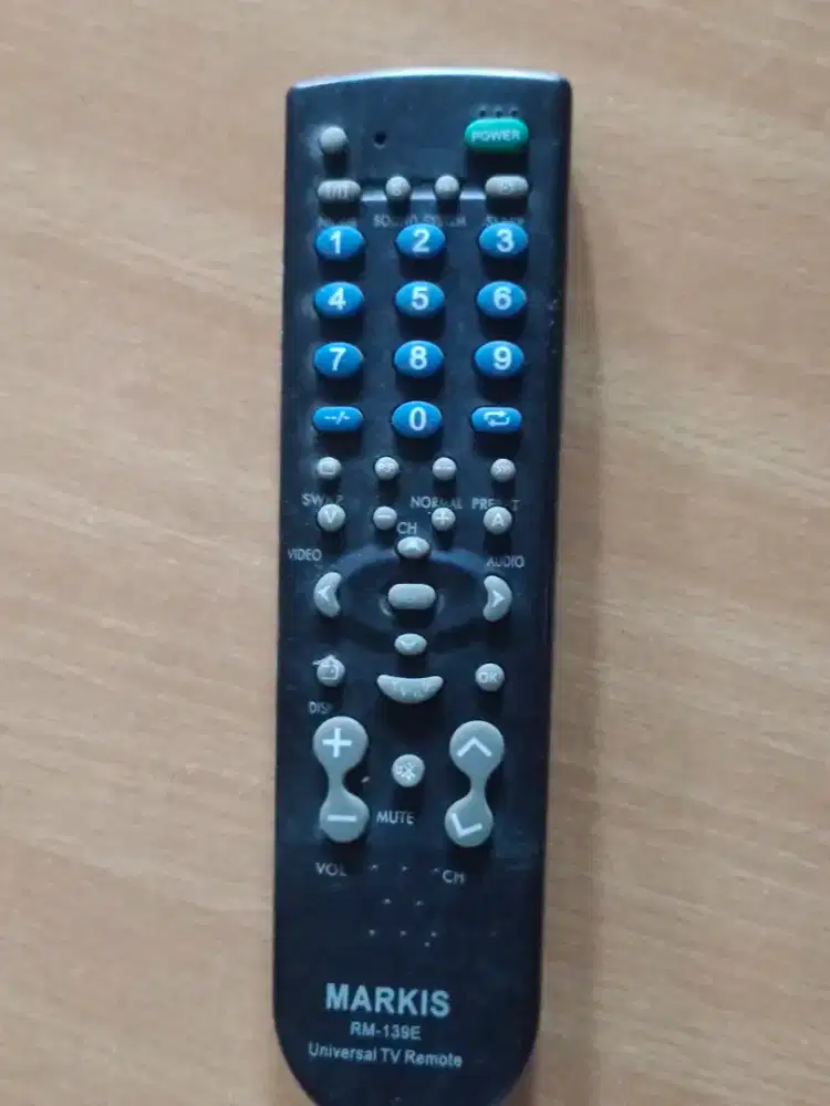 Remote TV universal merk Markis RM-138E