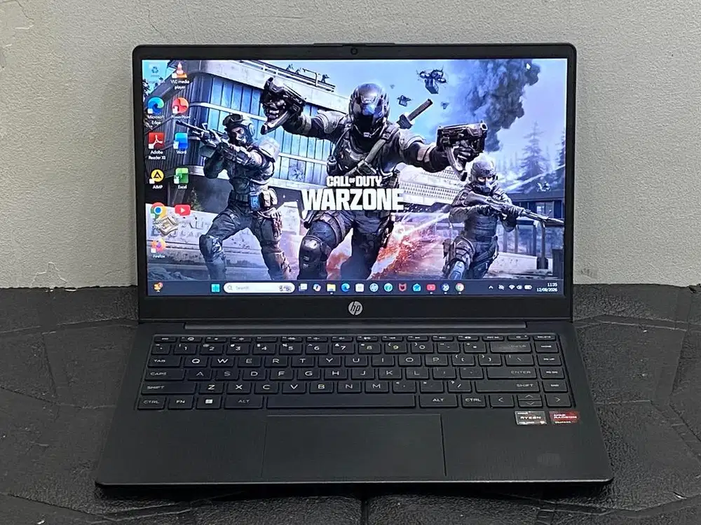 Laptop : HP 14-em0xxx AMD Ryzen 5 7520U
