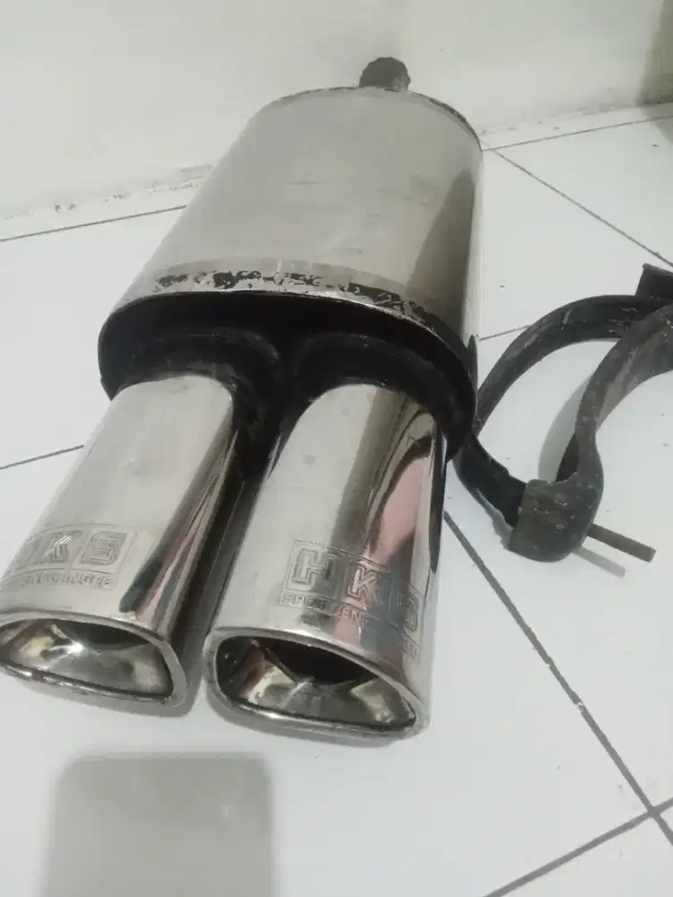 Knalpot racing mobil