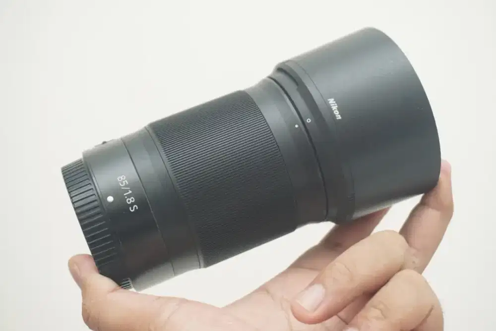 NIKON Z 85mm F1.8 S NIKKOR 85 mm F/1.8 Lensa Mirrorless FULLFRAME