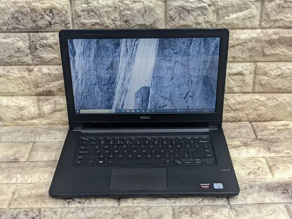 Laptop Dell Vostro 14 Intel core i5-7200U RAM 4GB SSD 128GB
