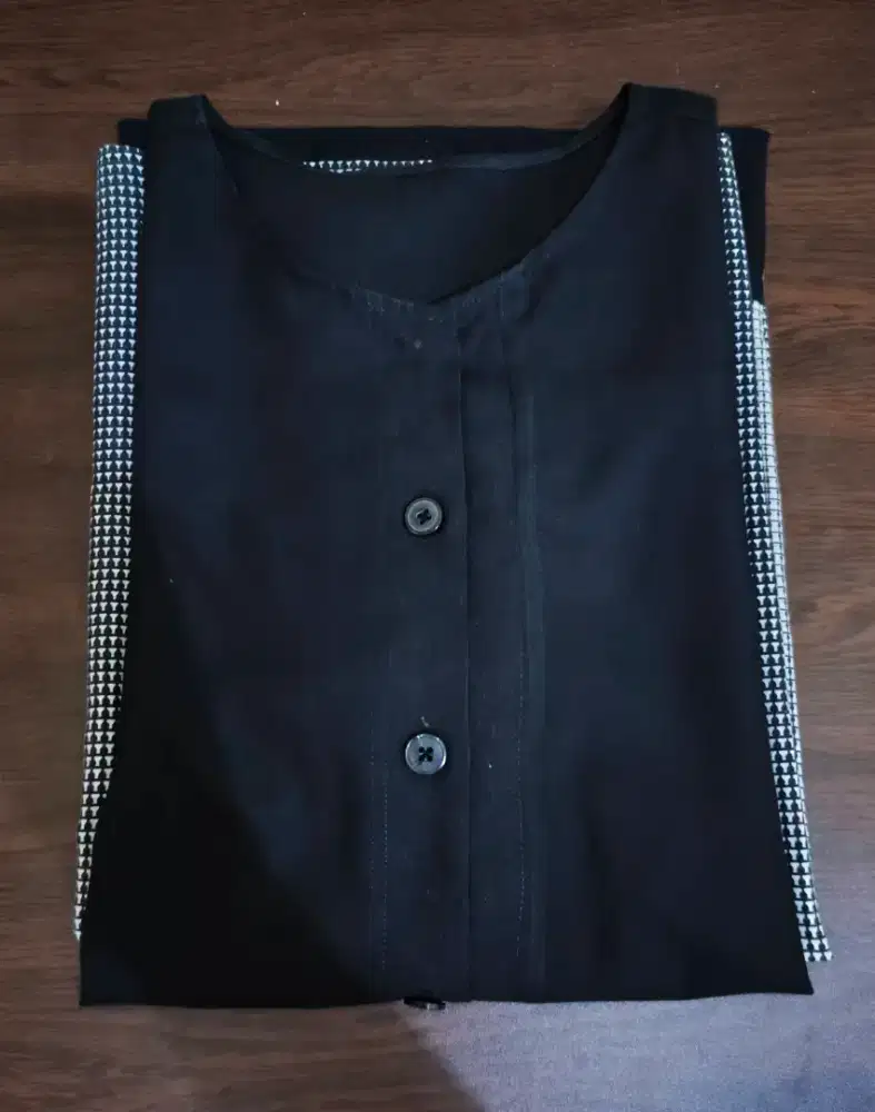 Dress Hitam Gradasi