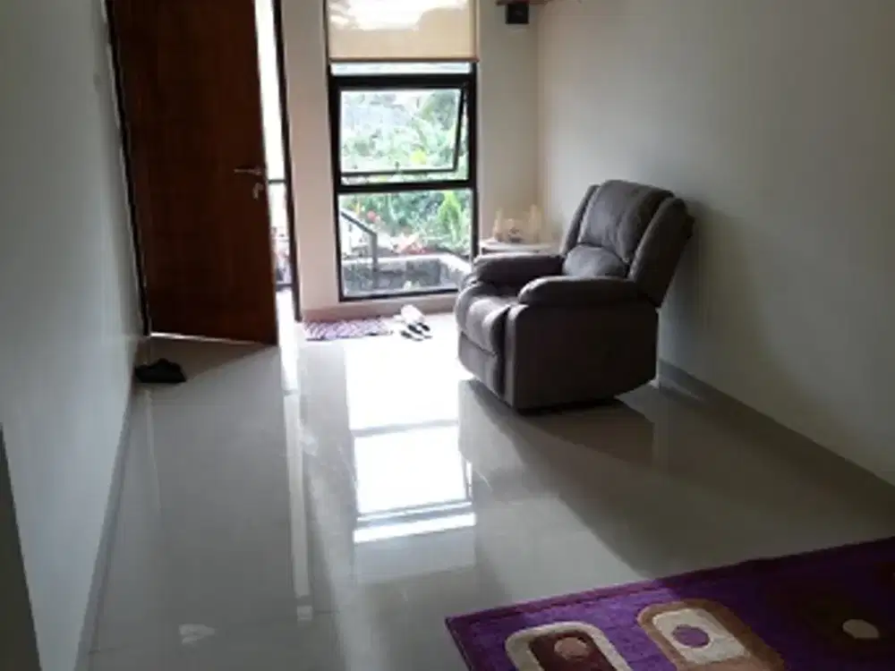 Di jual rumah cantik minimalis area Padasuka SHM '5'