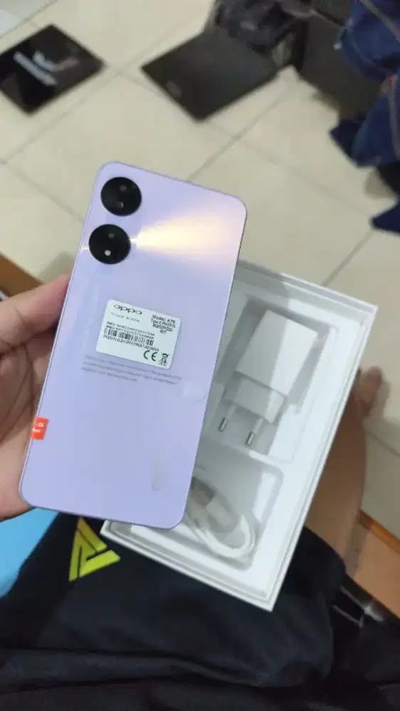 Oppo a78 5g 8/256 fullset baru