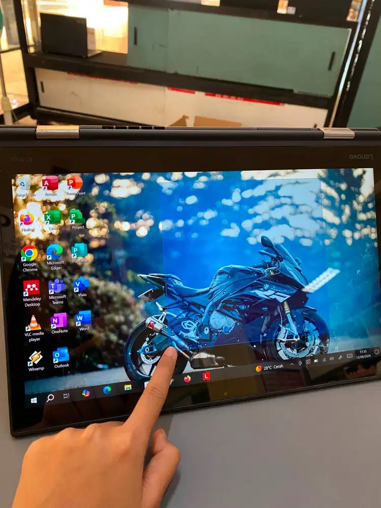 LENOVO THINKPAD X1 YOGA CORE I7 GEN 7 RAM 8GB SSD 1TB