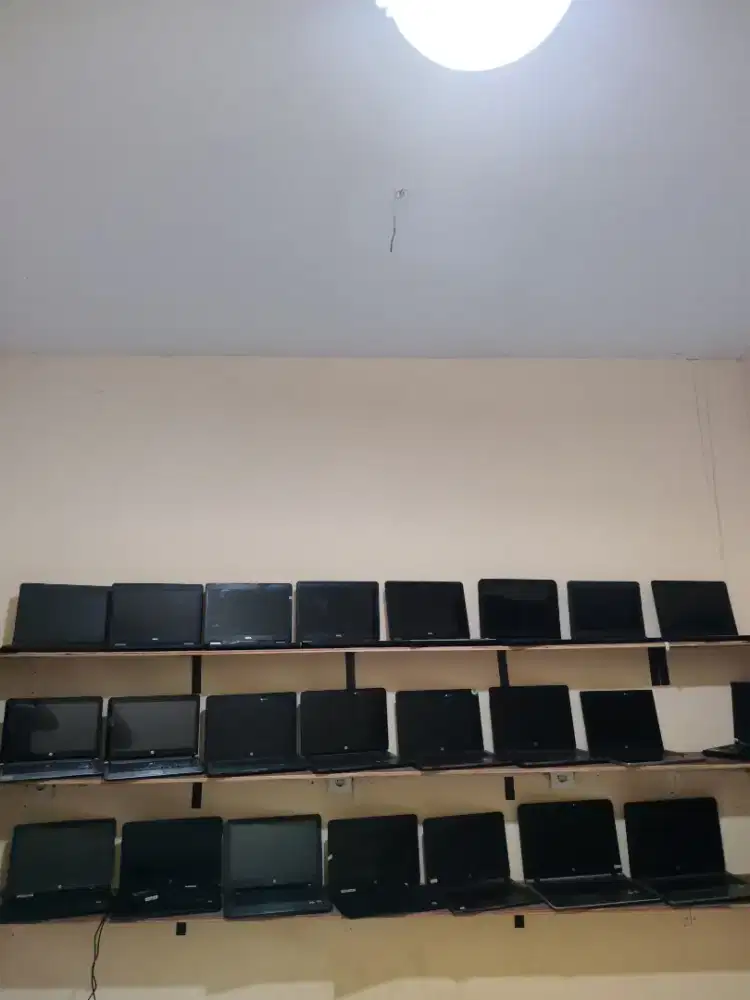 READY BOSSQ LAPTOP SECOND EX KANTOR BERGARANSI BUAT KERJA DAN KULIAH