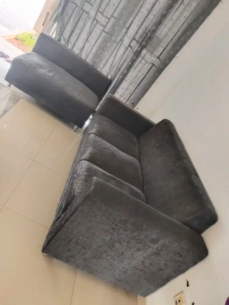 Sofa ruang tamu abu2