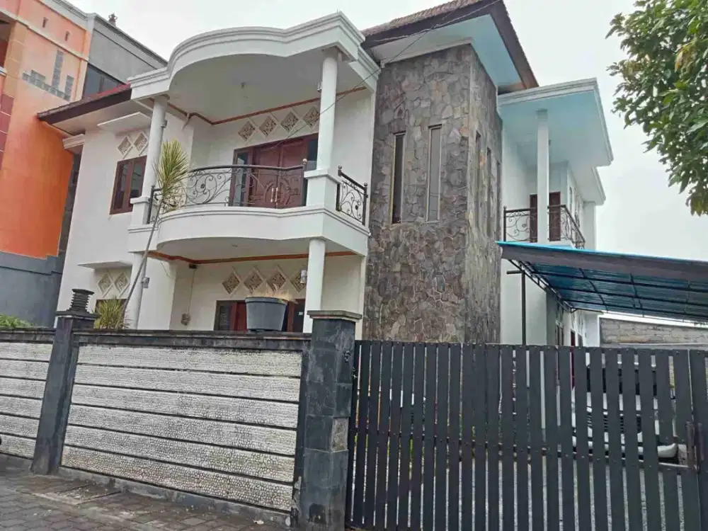 Rumah Mewah 2 LT Siap Huni, BUC di Sidakarya, Denpasar Selatan, Bali