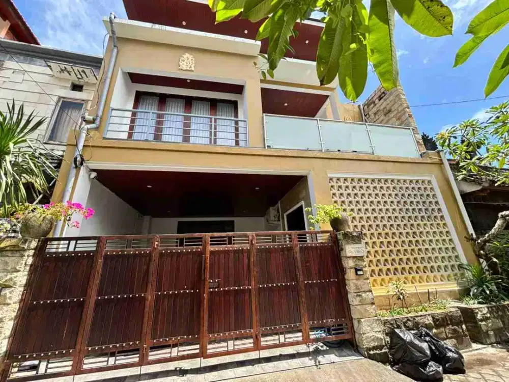 Rumah 2 Lantai Siap Huni, Semi Furnished di Mumbul, Nusa Dua