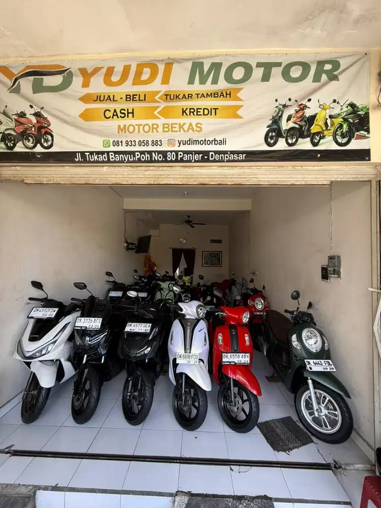 Dicari Karyawan Untuk Showroom Motor!