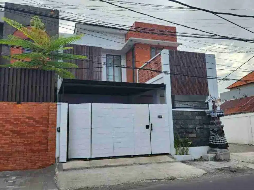 Disewakan Rumah Mewah fully furnished di Renon, Denpasar Selatan dekat Sanur & Kuta