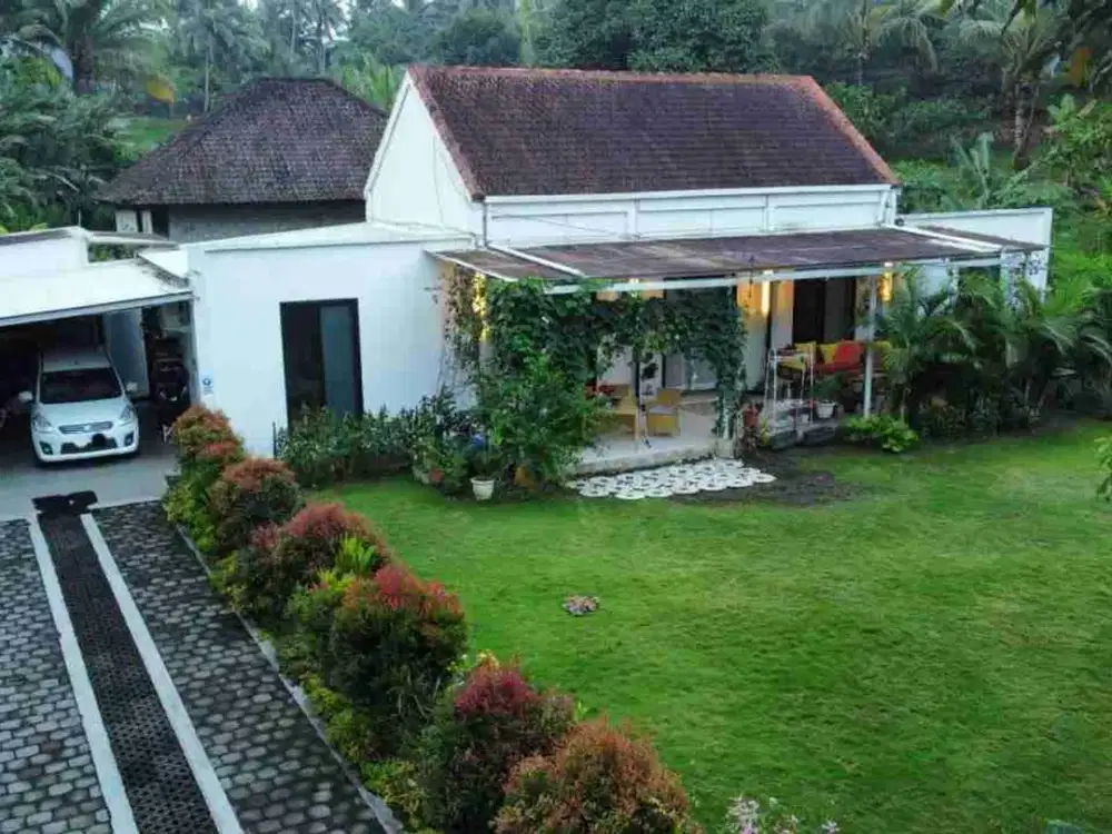 Private Estate Tranguil Luxury Living, Fully Furnished in Tabanan, Bali