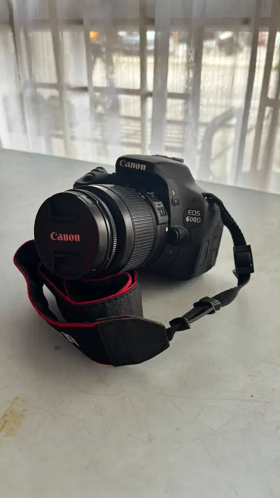 DIJUAL CANON EOS 1000D + LENSA KIT