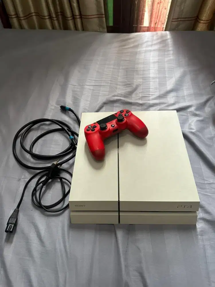 Jual PS 4 500gb ori putih no dus