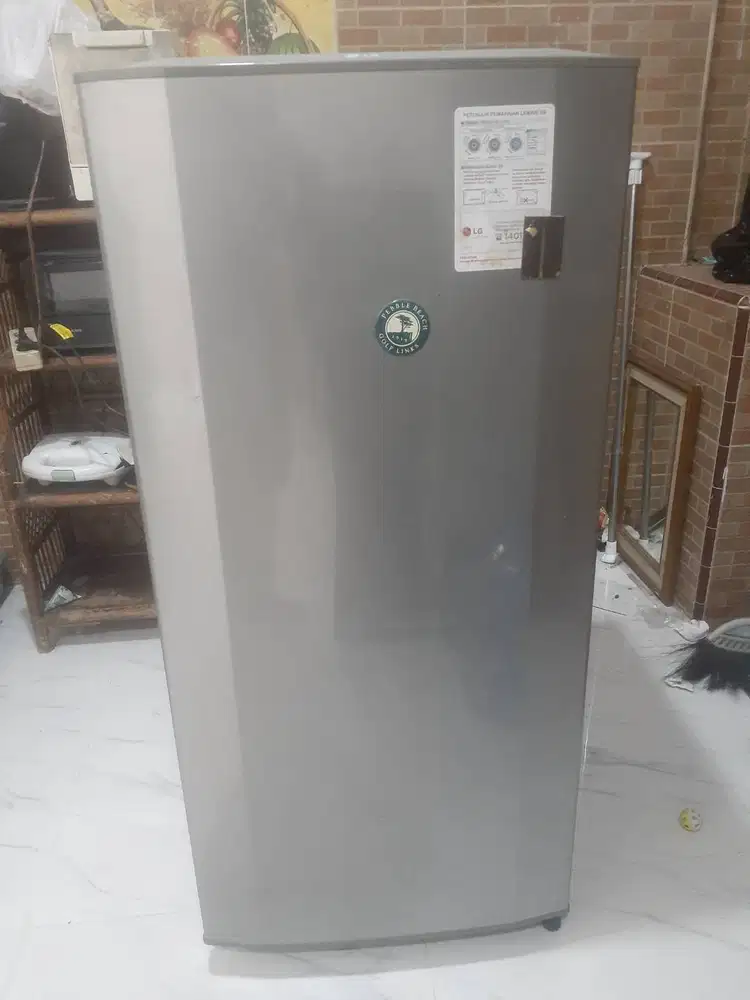 DIJUAL KULKAS 1 PINTU LG 190L SILVER SLEEK - KONDISI MULUS DAN TERAWAT