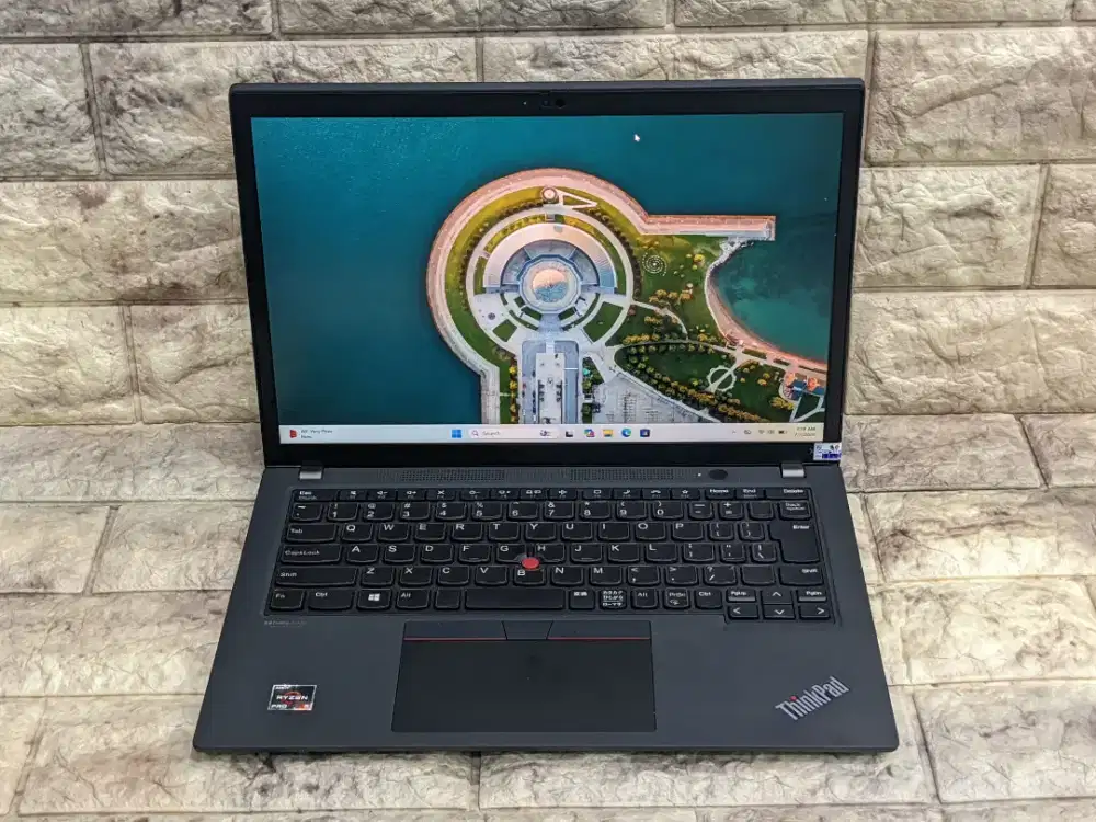 Laptop Lenovo Thinkpad X13 Amd Ryzen 5 Pro 5625U RAM 8GB SSD 256GB