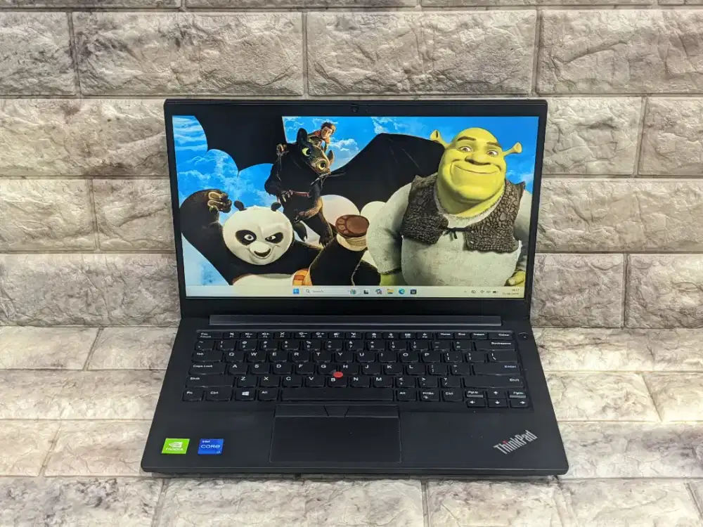 Laptop Lenovo Thinkpad E14 Intel core i7-1165G7 RAM 8GB 256GB MX450