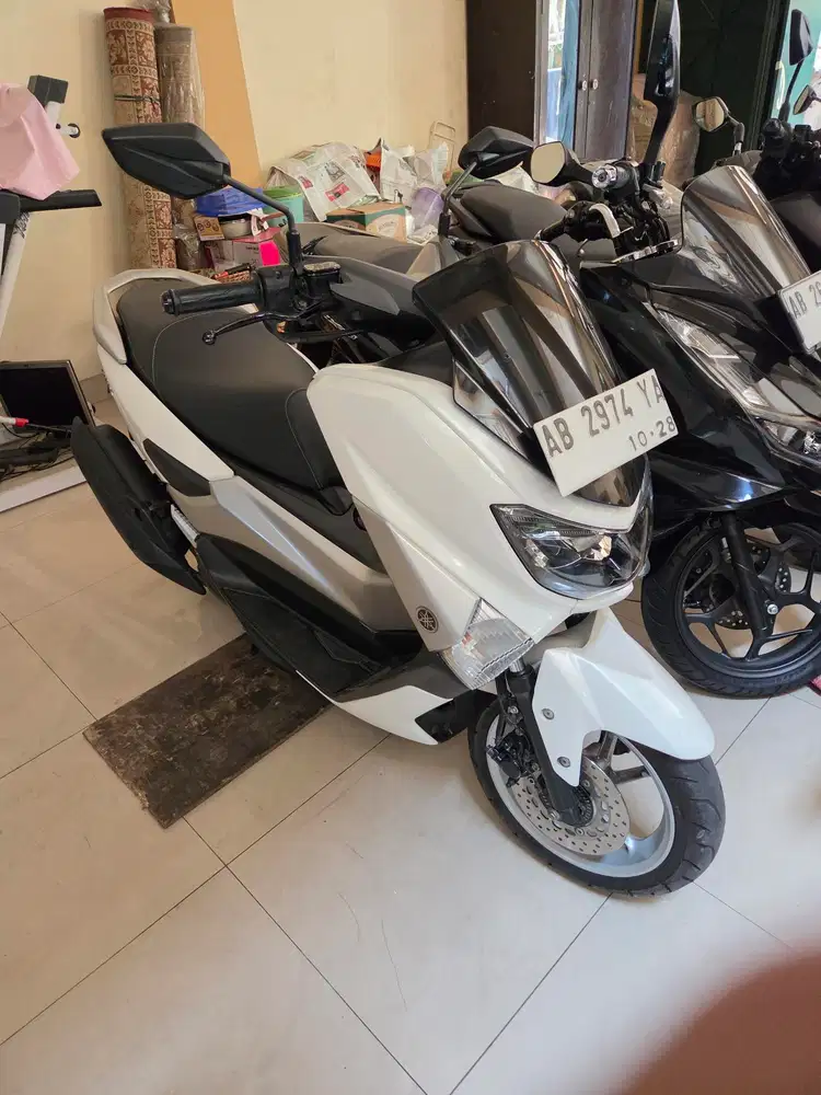 Nmax all new 2dp putih 2018 terawat mulus Gbm
