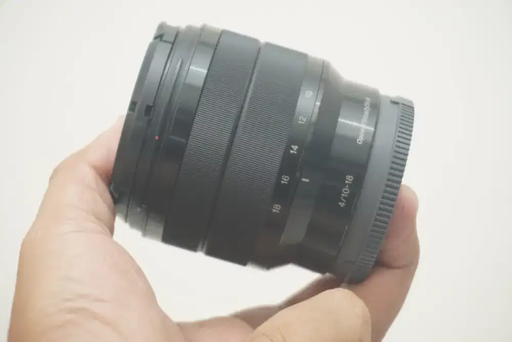 SONY 10-18mm F4 E-mount APSC Lensa Mirrorless SEL 10-18 mm F/4