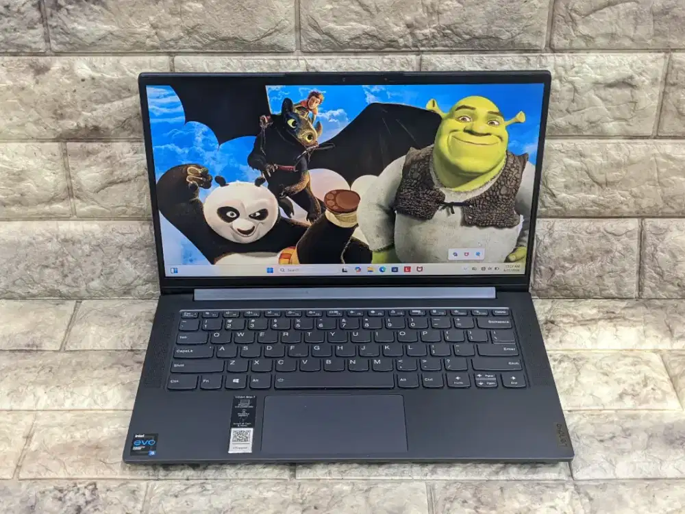 Laptop Lenovo Yoga Slim 7 Intel core i5-1135G7 RAM 8GB SSD 512GB