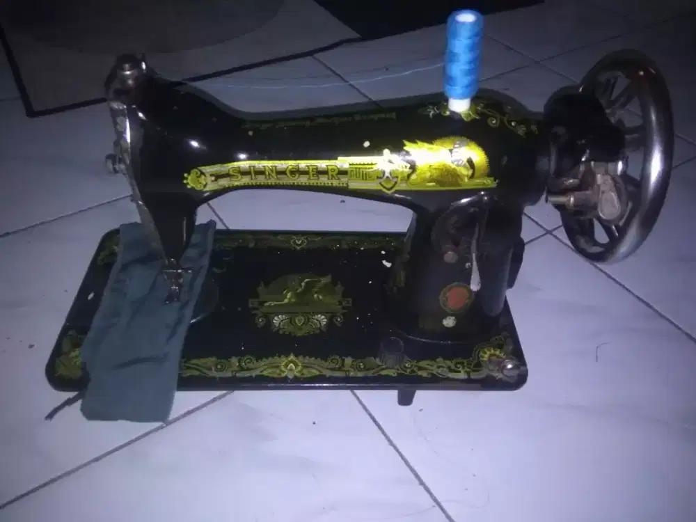 Kepala jahit kecil