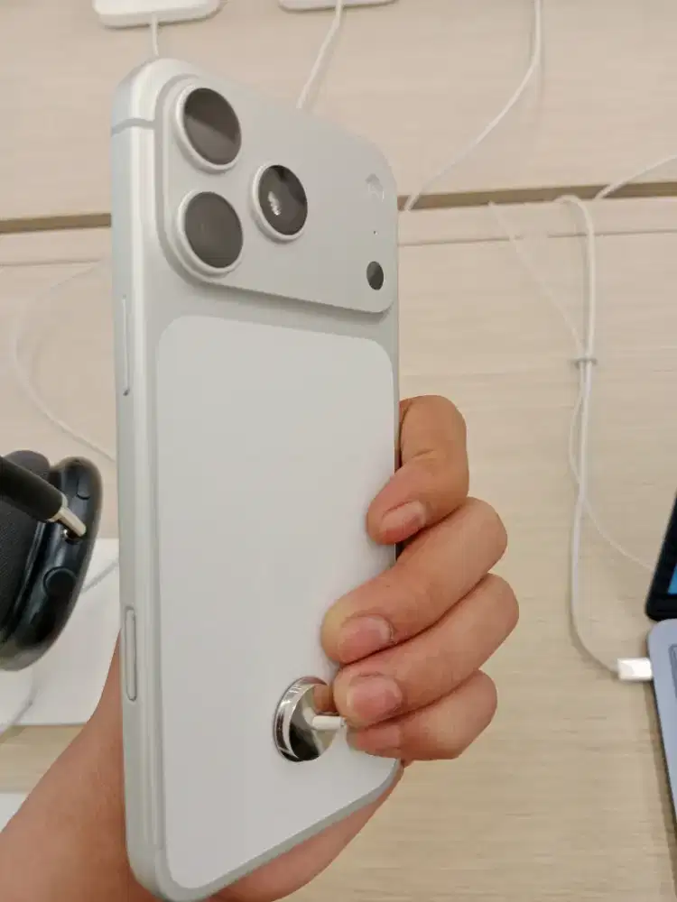 iPhone 17 Pro Max 256GB Silver
