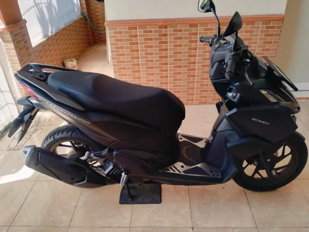 Honda Vario 160 CBS  Warna Hitam Tahun 2025 Mesin halus Siap Pakai