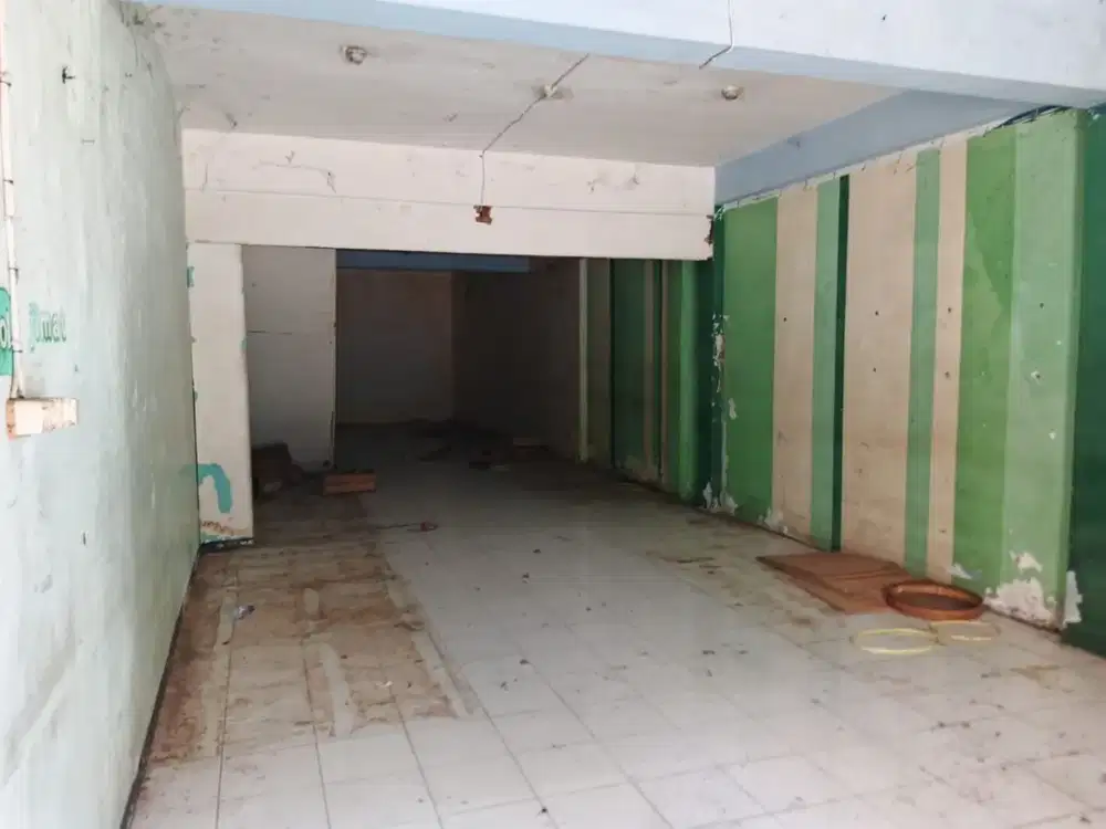 Disewakan Ruko Strategis di Jl. Sutan Syahrir Surakarta Jawa Tengah