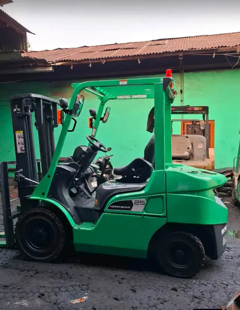 Forklift Mitsubishi 2,5 Ton,Manual,Tiang 3 Meter,Mesin S4S,Tahun 2020