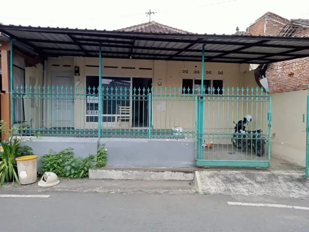 rumah tenggah kota malang