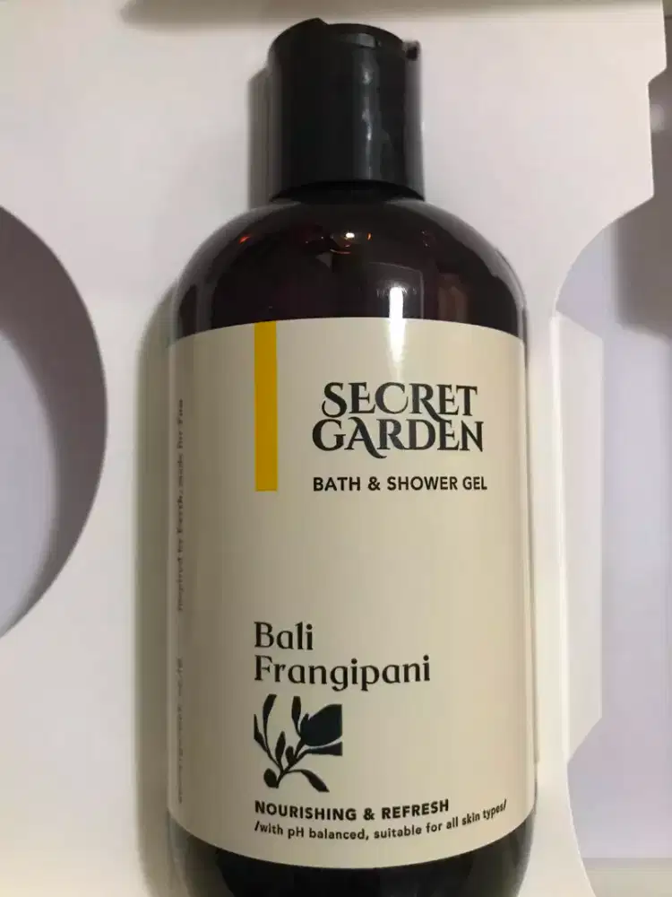 Secret Garden Body Shower & Gel - Bali Frangipani 250 ml