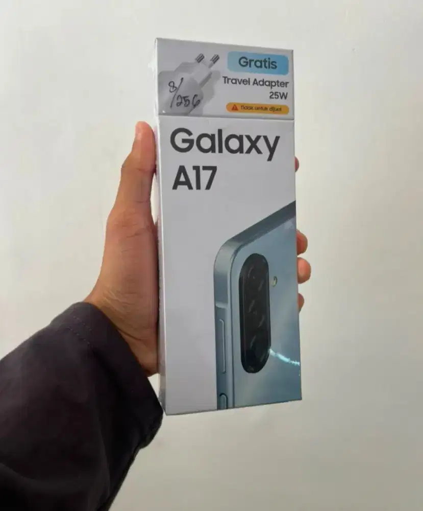 Smartphone Samsung New Galaxy A17 LTE 8+8/256
