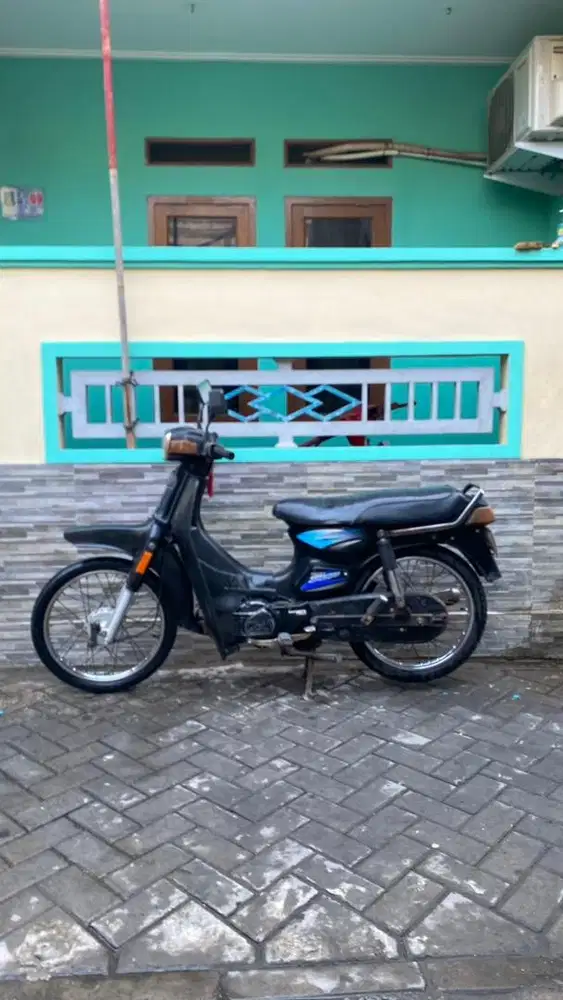 RC100 BLACK BRAVO THN 2000