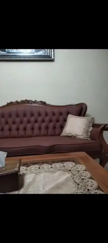 Kursi minimalis